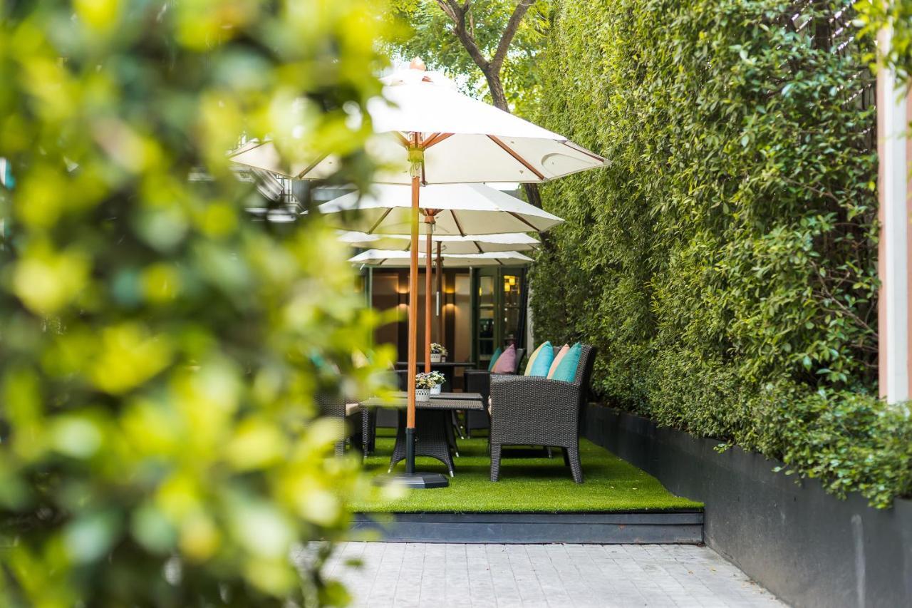 Отель La Petite Salil Sukhumvit Thonglor 1 Бангкок Экстерьер фото